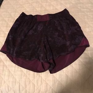 Lulu lemon running shorts